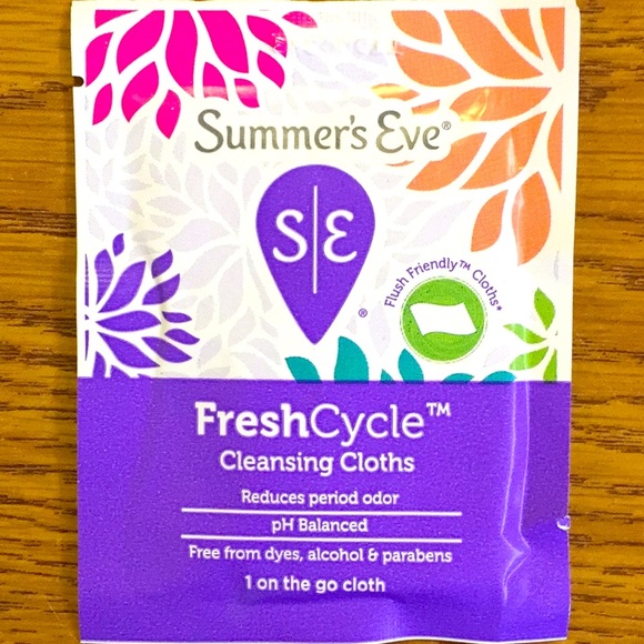 SUMMER’S EVE Fresh Cycle Clean Wipes | 25 Individually Packages - Picture 2 of 3